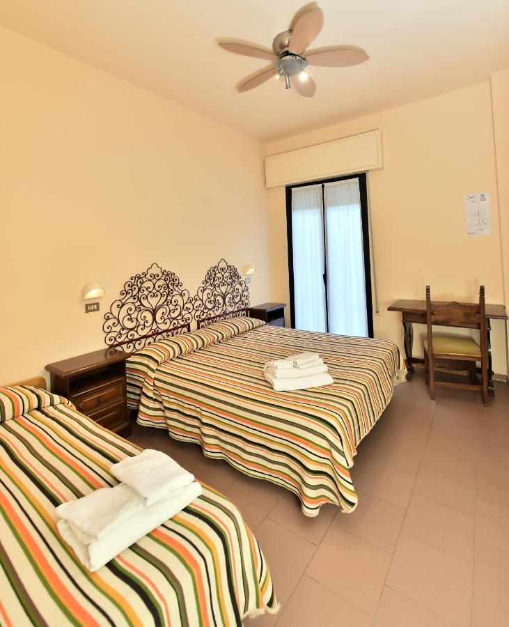 Hotel Doria Bellaria-Igea Marina Ngoại thất bức ảnh